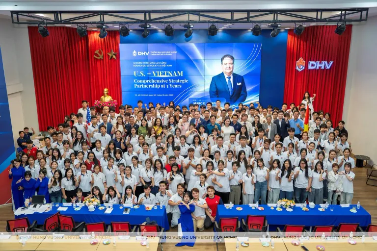 DHV - Trường Đại Học Hùng Vương TPHCM