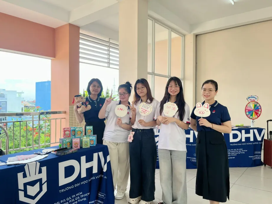 DHV - Trường Đại Học Hùng Vương TPHCM