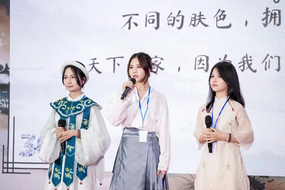 DHV - Trường Đại Học Hùng Vương TPHCM